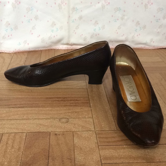 Joan & David Shoes - Snakeskin Joan and David Heels